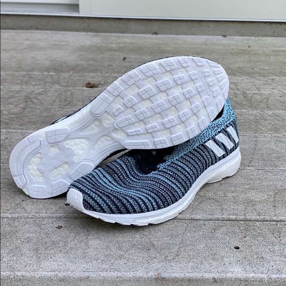 Adidas Ultraboost LTD Parley - Picture 5 of 5